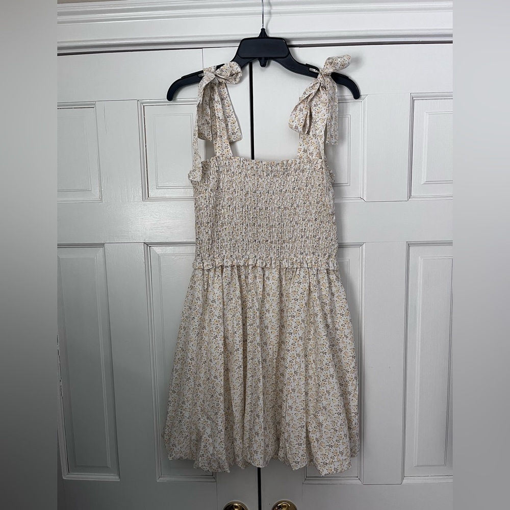 NWT Entro Floral Bubble Hem Dress Size M